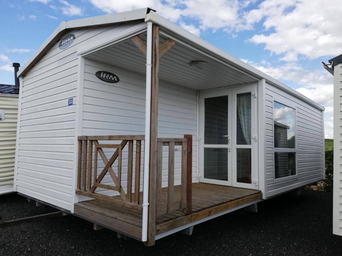 Camping Le Brochet 佩罗讷 外观 照片